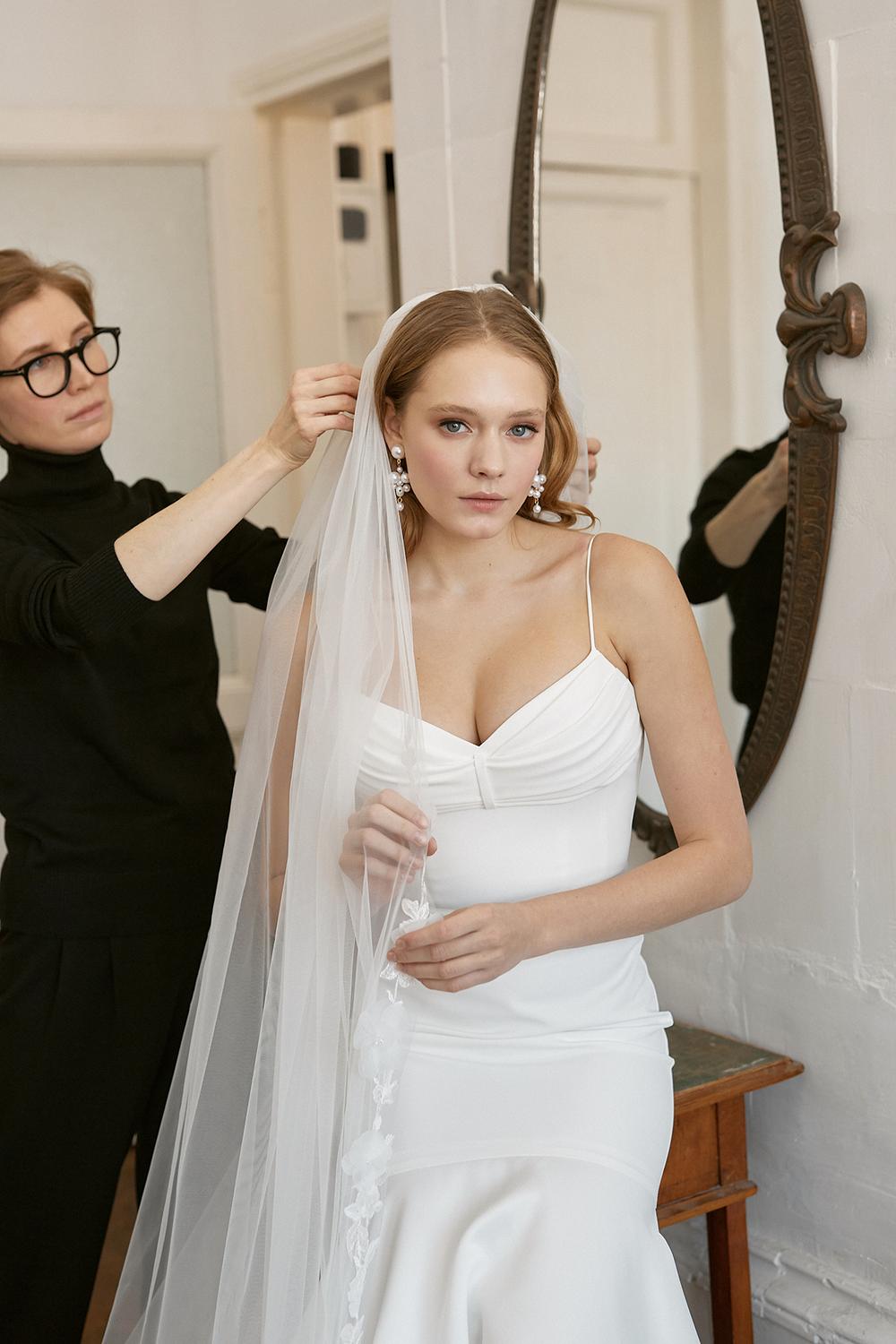 Anouk and Erika veil / Анук с вуалью Эрика view 1