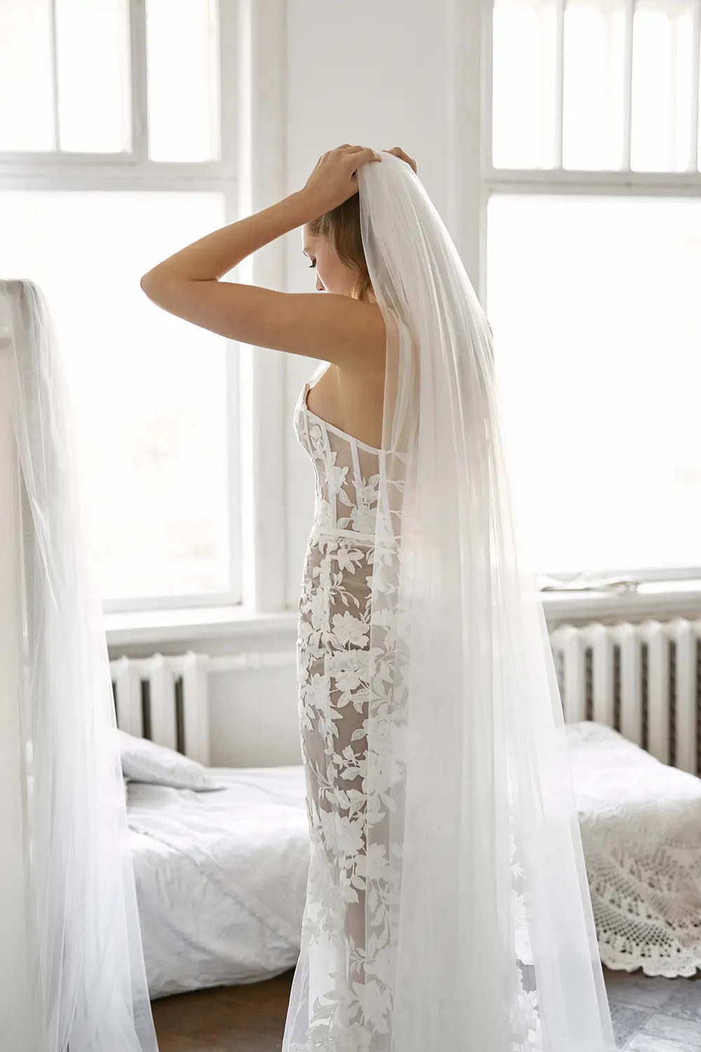 Erika and Erika veil / Эрика с вуалью view 1